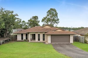 Property management by Green Kite 5 Lilley Tce HR 1